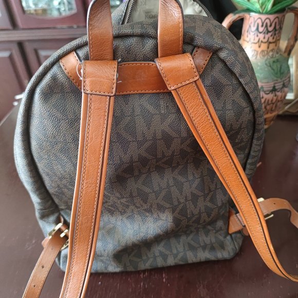 Authentic MK backpack - Picture 2 of 9